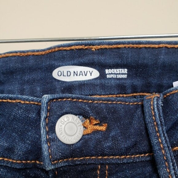 OLD NAVY Distressed Skinny Jeans - Picture 4 of 6